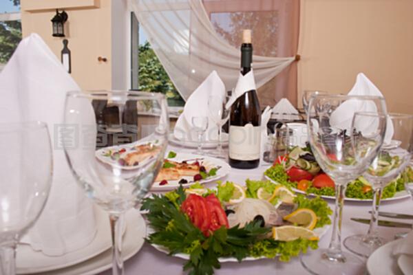 優質正餐服務 打造精致餐飲體驗